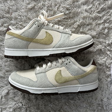 Nike dunks size 37.5-38 (never worn)