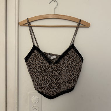 Leo Top