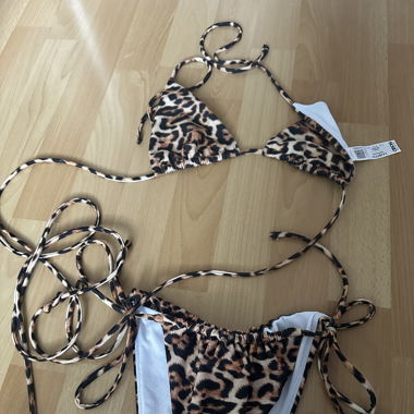 Bikini Leo Print