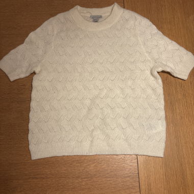 Maglione in maglia maniche corte crema