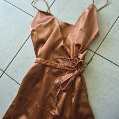 Satin dress with straps
