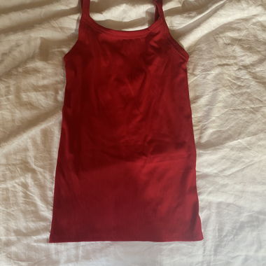 Rotes Tanktop