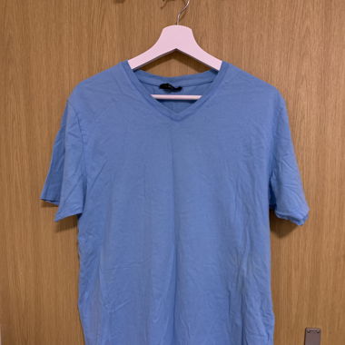 Blaues T shirt
