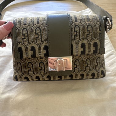 Furla Charlotte Patterned Greencrossbody bag