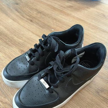 Nike Damen AF1 Gr37.5