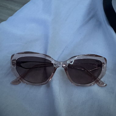 Transparente Sonnenbrille rosa