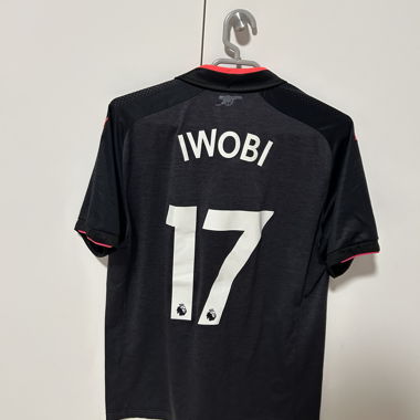 Maillot de football Arsenal Puma original Iwobi 17