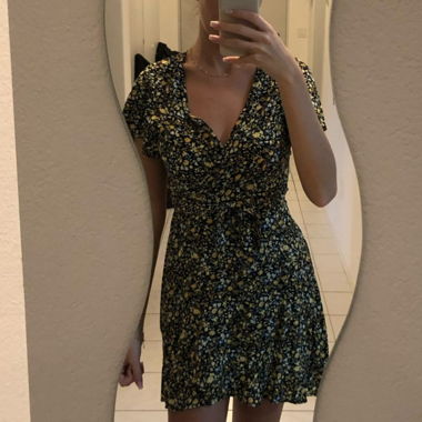 Metro Wickelkleid