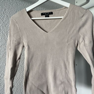 Pull côtelé beige 