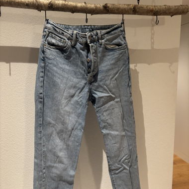 Mom Jeans