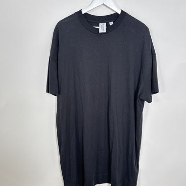 Abito T-shirt nero Collusion