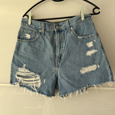 Levi's High Waisted Mom Shorts