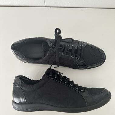 Calvin Klein black leather sneakers 38