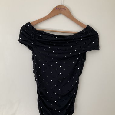 Schwarzes Schulterfreies Top