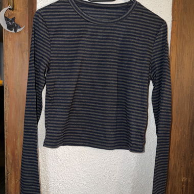Gestreiftes Langarmshirt