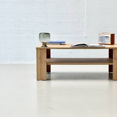 Couchtisch aus Holzwerkstoff mit Wildeiche Optik 