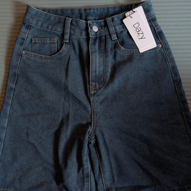Shorts in jeans
