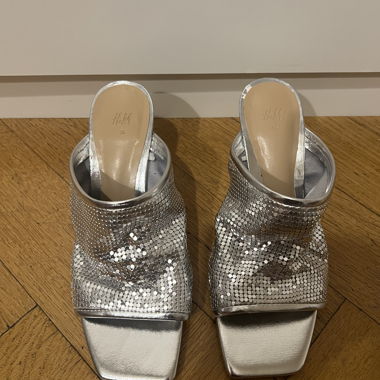 H&M Sandalen neu