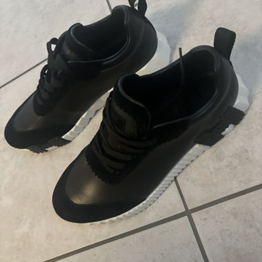 Hermes Bouncing Black