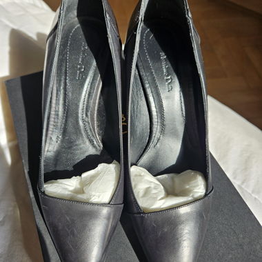 Massimo Dutti black high heels