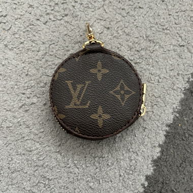 Louis Vuitton Monogram Coin Case