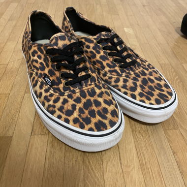 Vans with Leopard print