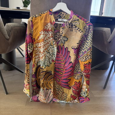 Camicia colorata con motivo