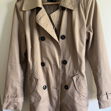 Beiger Trenchcoat von 1ft