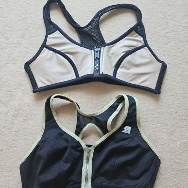 Lot de brassières de sport taille 38