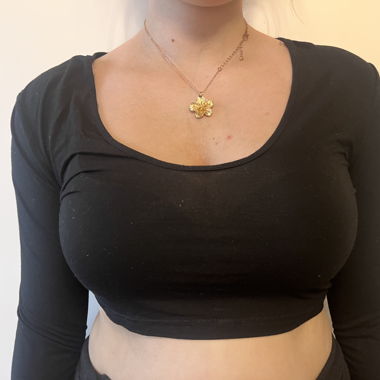 Black Long-Sleeve Crop Top