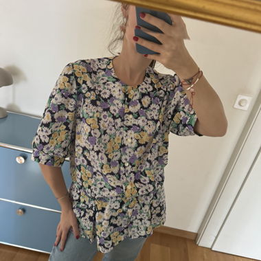 Cute retro blouse
