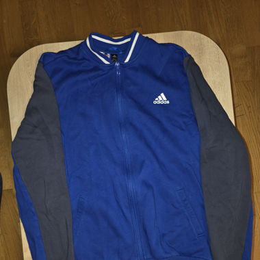 Veste gillet Adidas taille 15 ans