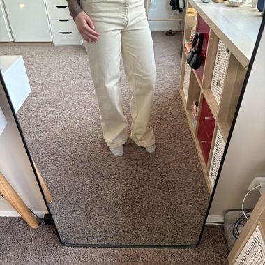 Jeans beige vita alta