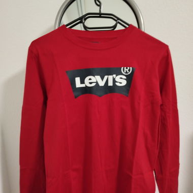 Levi's Sweater