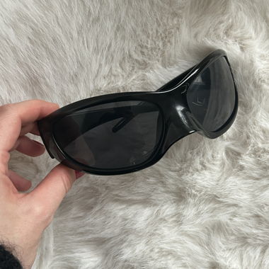 Occhiali da sole stile rave Balenciaga