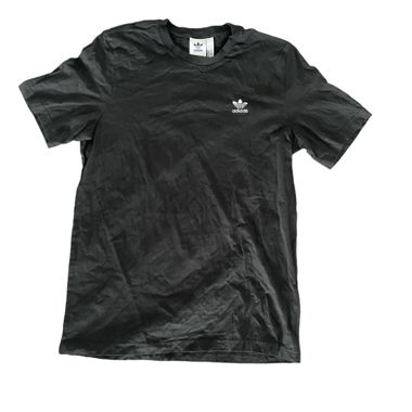 Schwarzes Adidas Tshirt