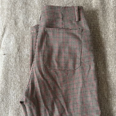 Subdued trousers brown