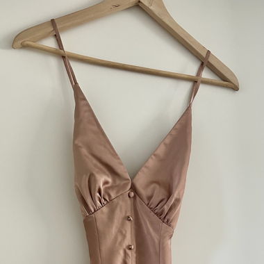 Kleid von Asos Grösse 36