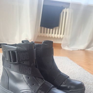 UGG Boots / Stiefel 37