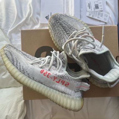 Adidas Yeezy Boost 350 V2 „Blutin/Grethr/Hirere“
