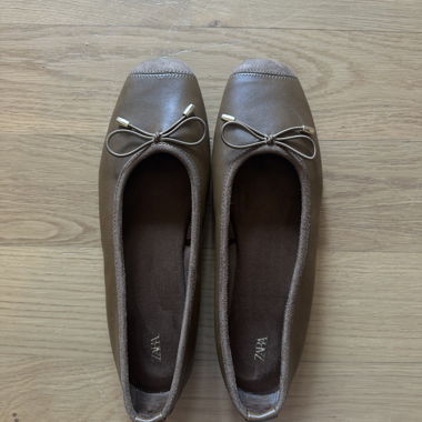 Zara Brown Ballerinas – Size 38