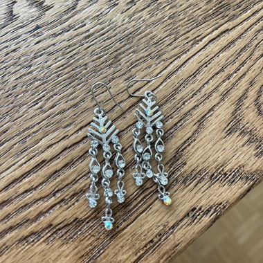 Boucles d’oreilles en cristal couleur argent