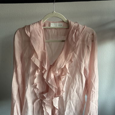 Blouse à volants rose layette