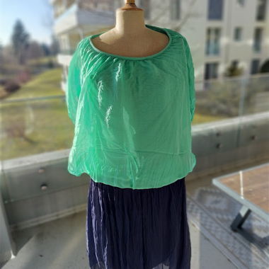 Blouse légère vert clair