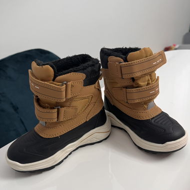 Boy's boots