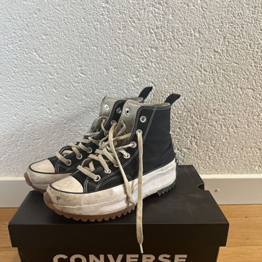 CONVERSE Sneaker high 'Run Star Hike' in Schwarz
