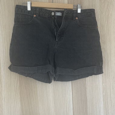 Short noir mango