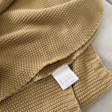 Ocher-yellow Zara Blanket