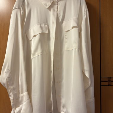 Camicia satinata bianca-crema