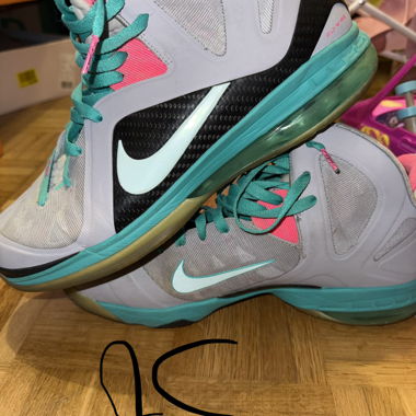 Nike Basketballschuhe